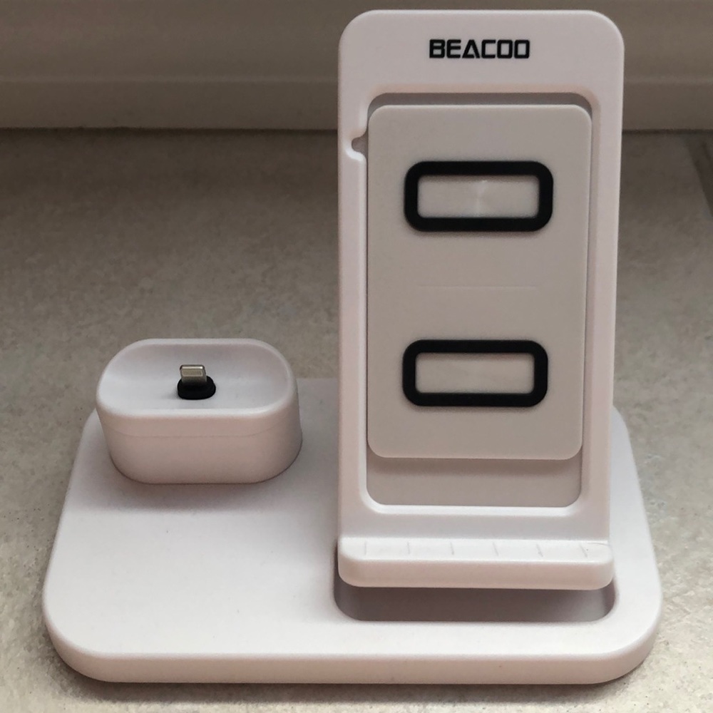 iPhone/AirPod charging stand